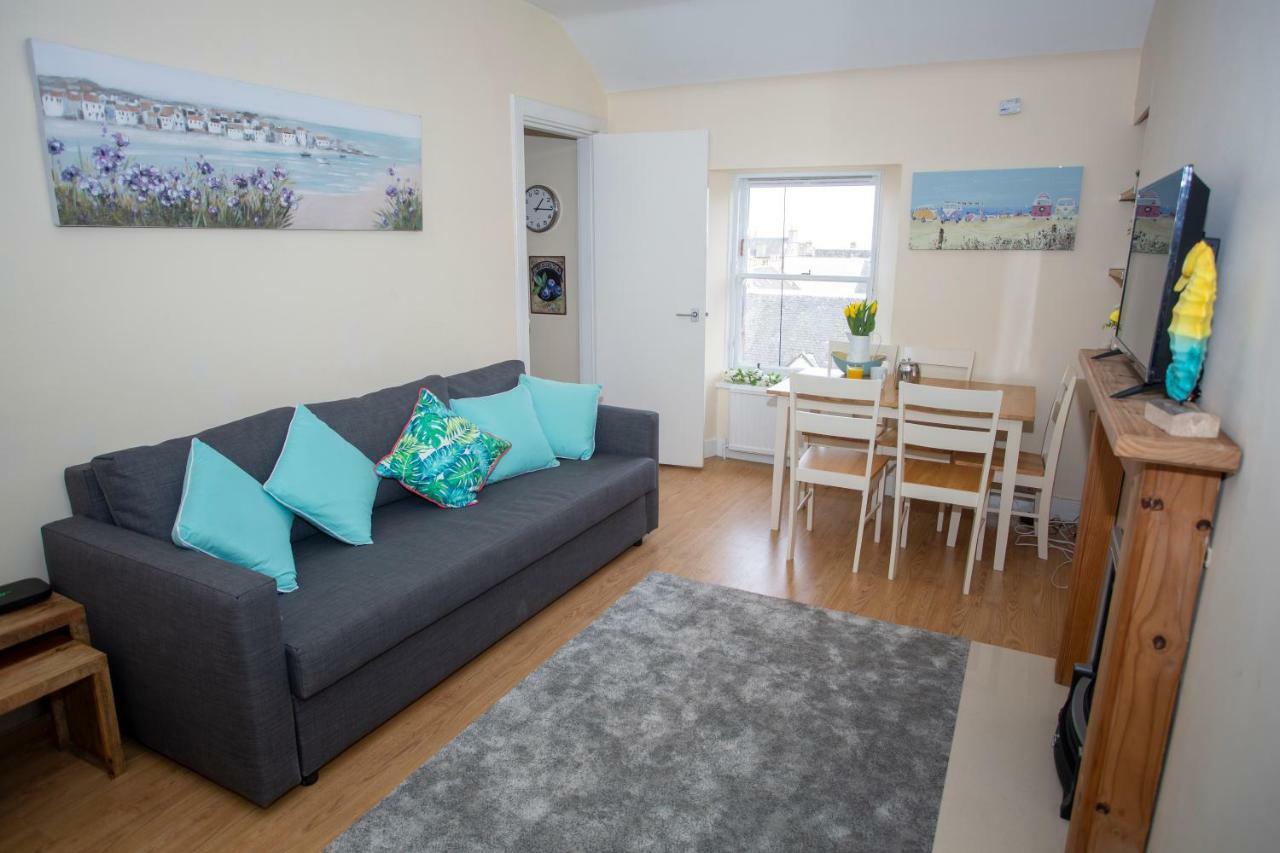 Spacious 2 Bed Apartment In The Heart Of Old Town Edimburgo Esterno foto